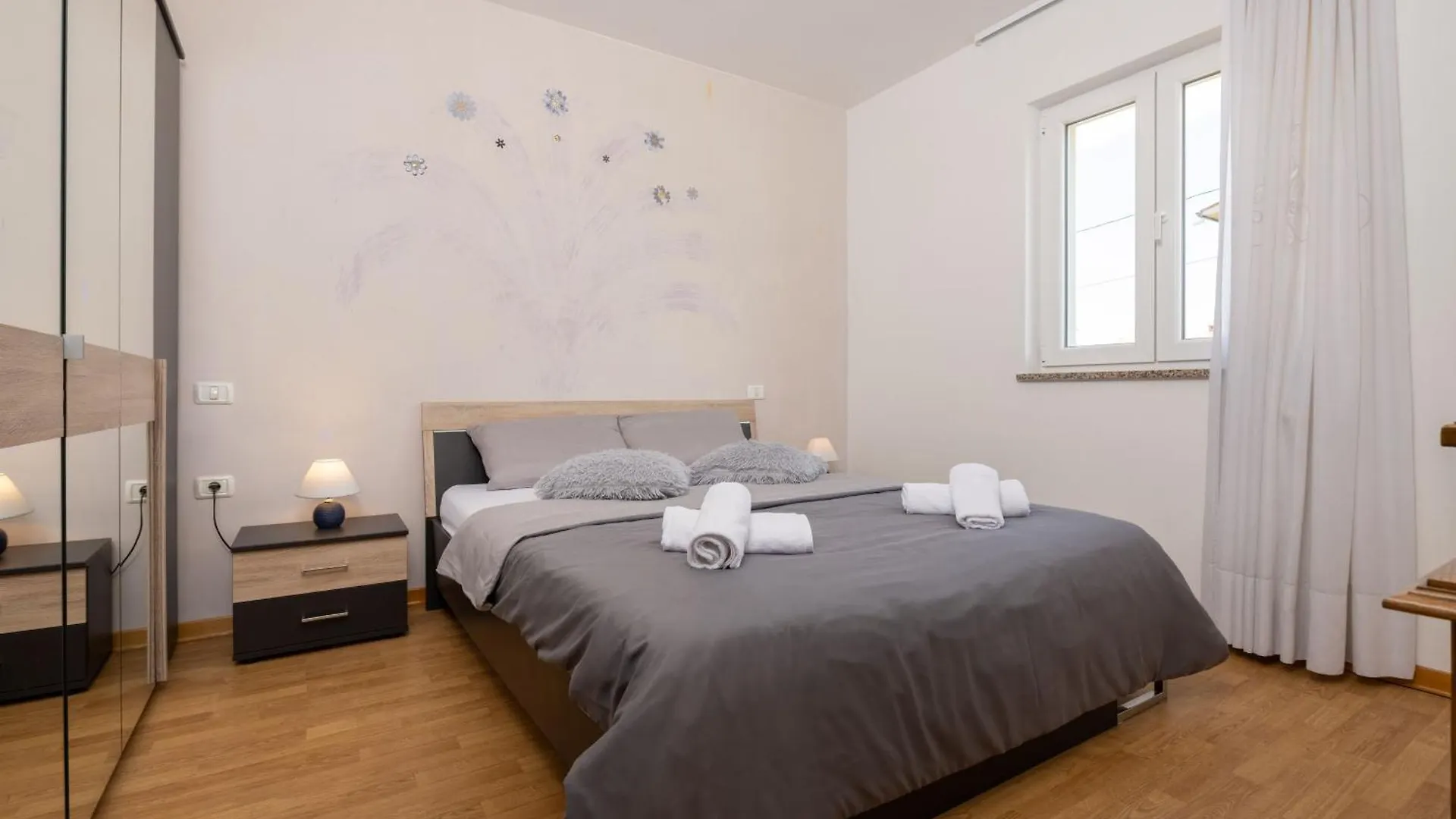Haus Orange Familienfreundliche Lage Mit Pool Apartment Labin