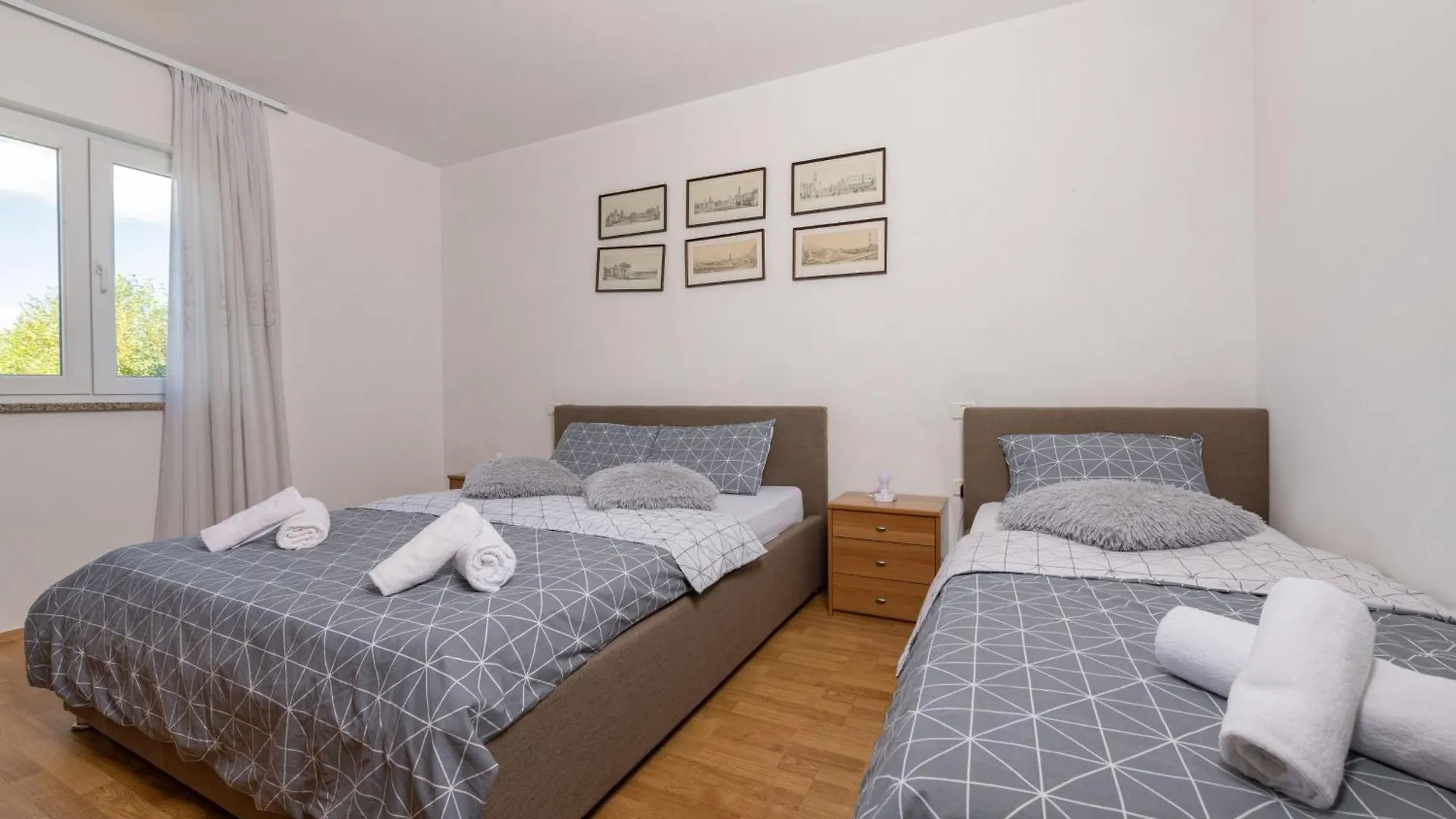Haus Orange Familienfreundliche Lage Mit Pool Apartment Labin